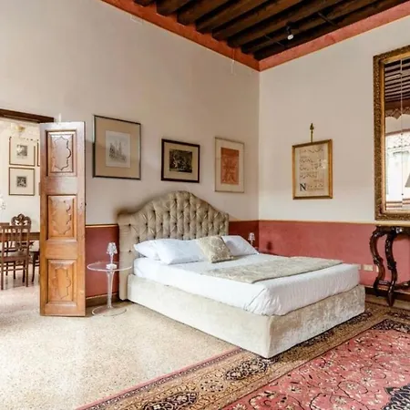 Apartment La Fenice *