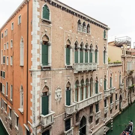 La Fenice Daire Venedik